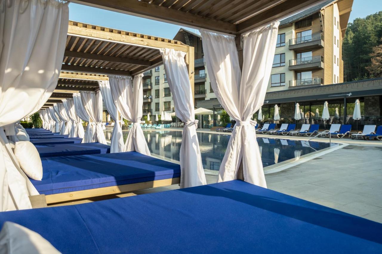 Hotel Arte Spa & Park Velingrad Buitenkant foto The pool at the Wynn