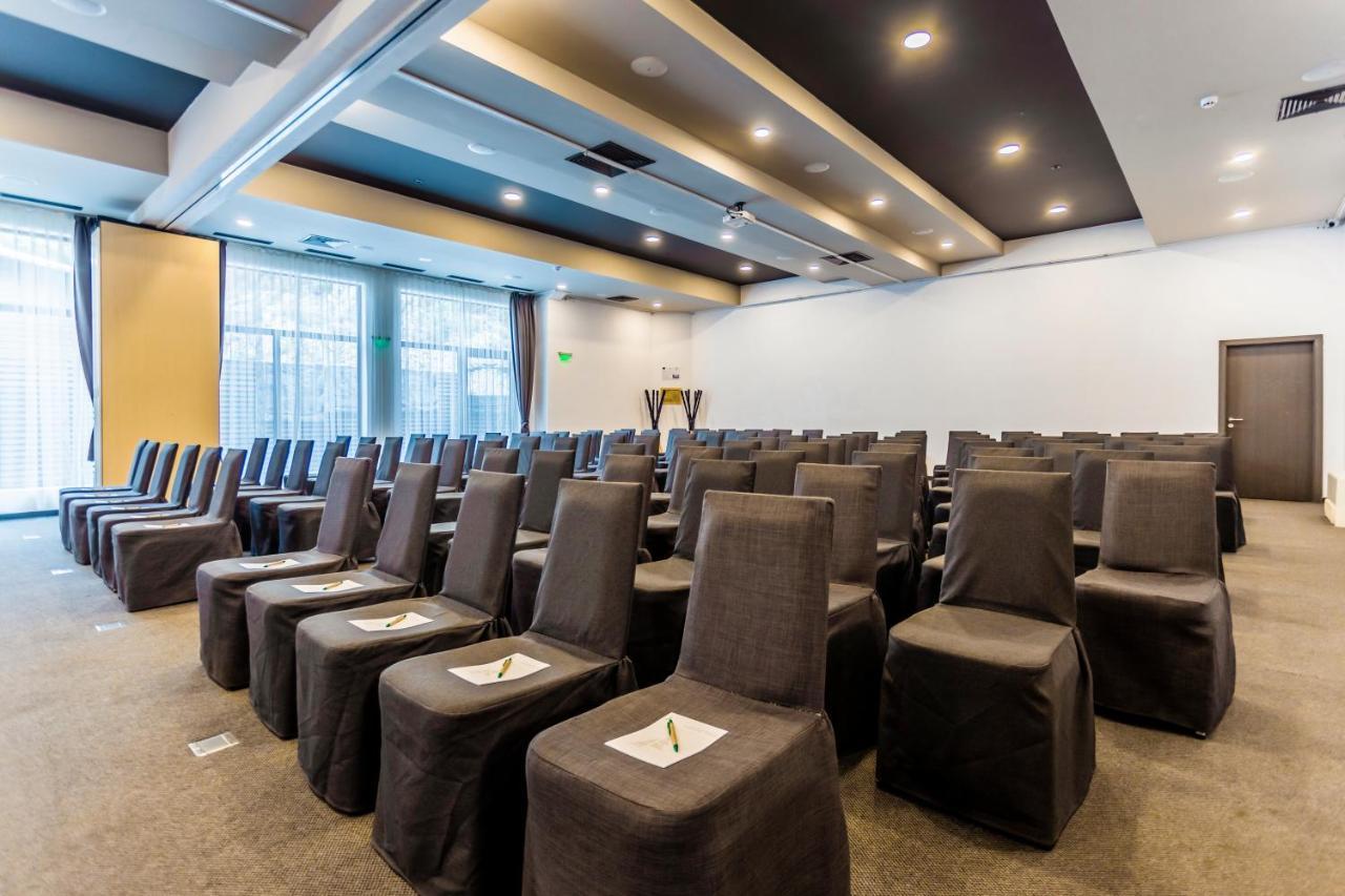 Hotel Arte Spa & Park Velingrad Buitenkant foto Conference room
