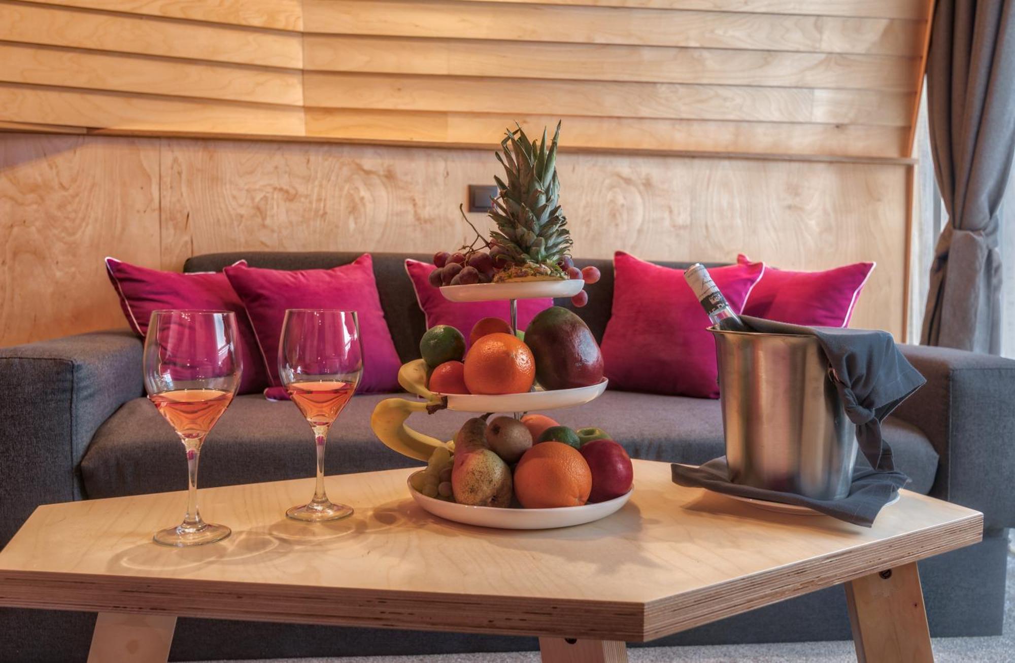Hotel Arte Spa & Park Velingrad Kamer foto A suite at the Hotel de la Couronne